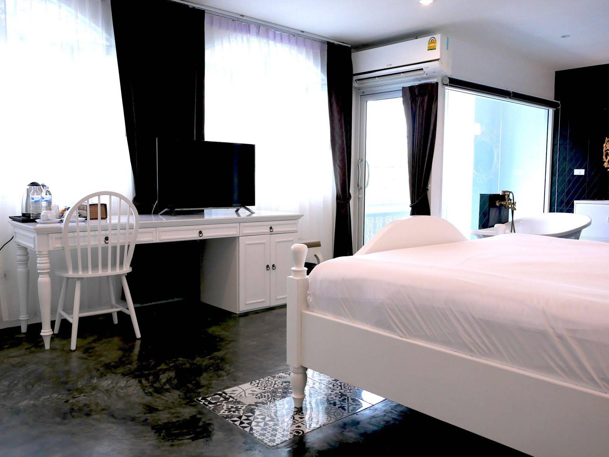 Nidhra Lanna Hotel Chiang Mai Eksteriør bilde