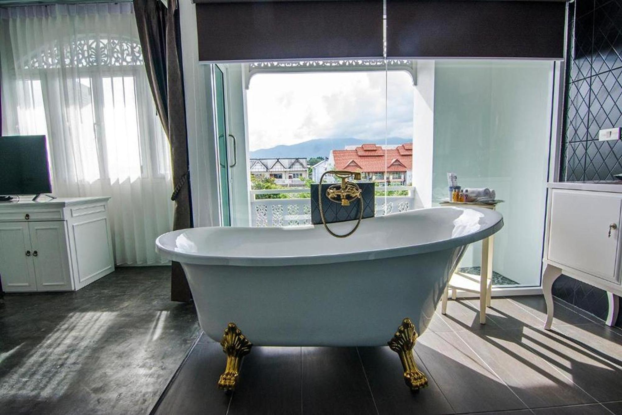 Nidhra Lanna Hotel Chiang Mai Eksteriør bilde