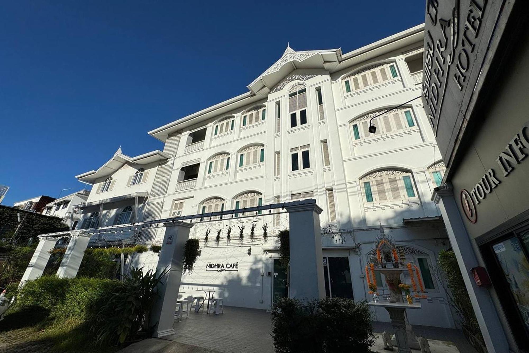 Nidhra Lanna Hotel Chiang Mai Eksteriør bilde