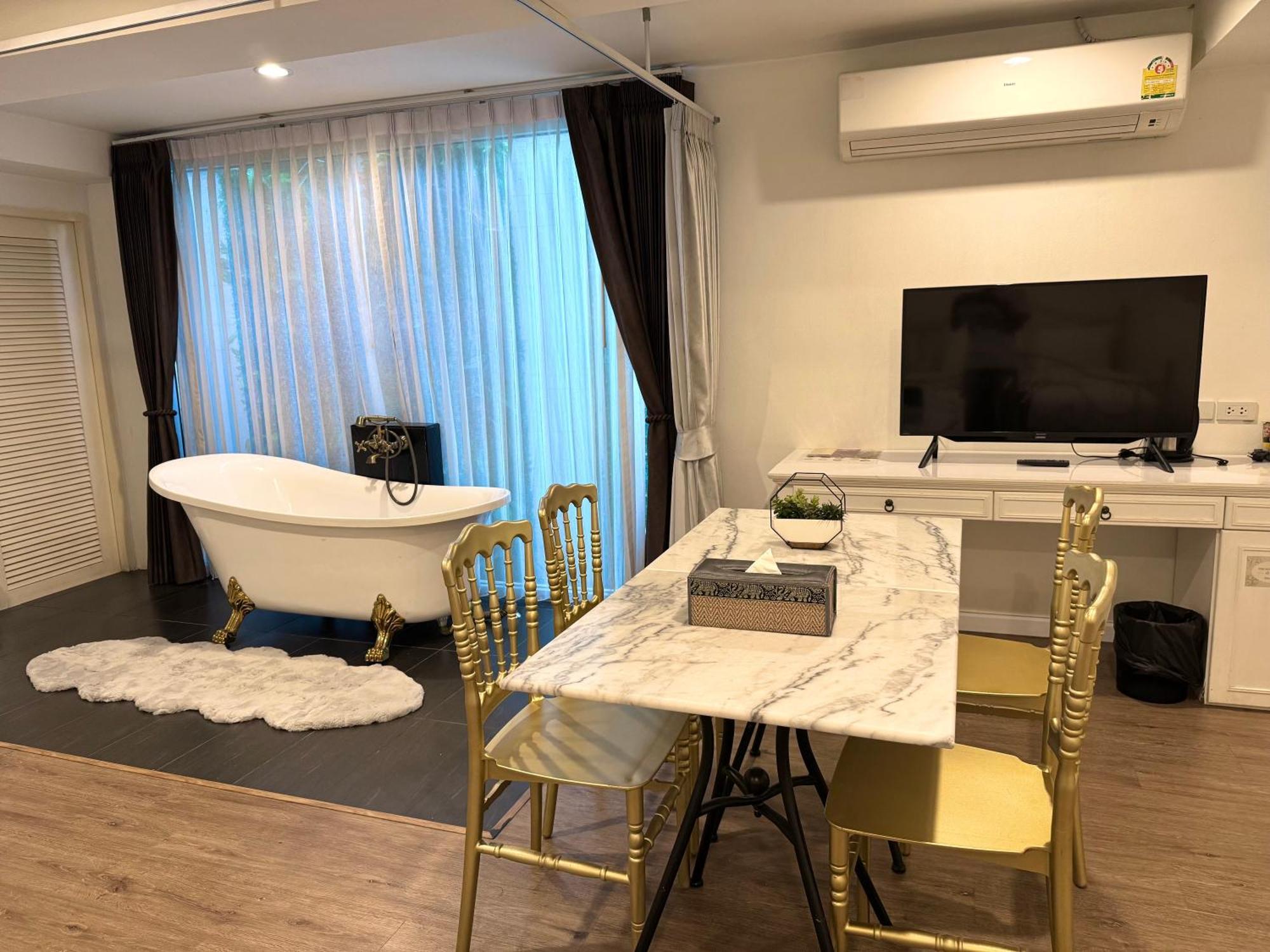 Nidhra Lanna Hotel Chiang Mai Eksteriør bilde
