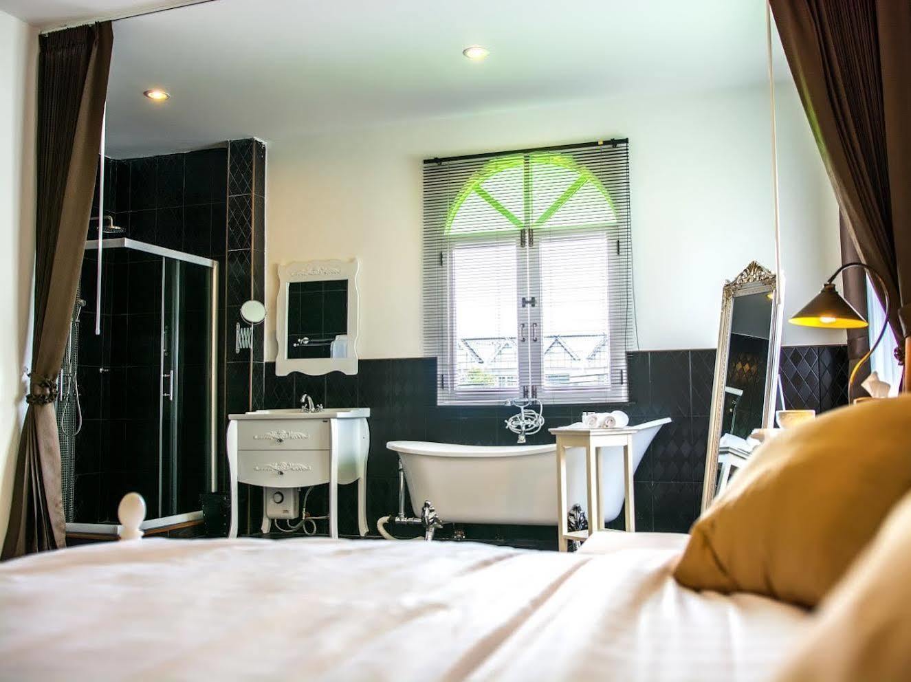 Nidhra Lanna Hotel Chiang Mai Eksteriør bilde